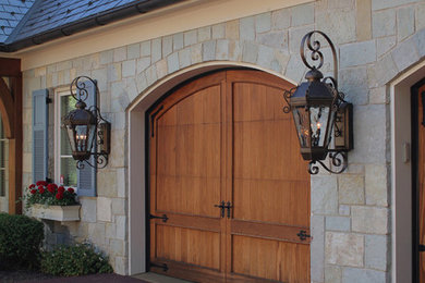 Traditional exterior home idea in Indianapolis