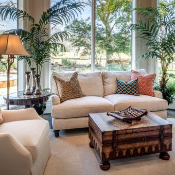 Traditional Living Rooms