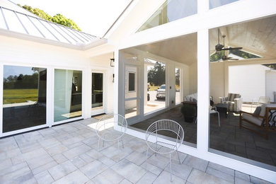 Transitional patio photo in Raleigh