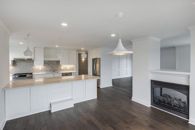 Inspiration for a large transitional kitchen remodel in Minneapolis