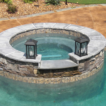 Flagstone coping with Waterstone Colorseal