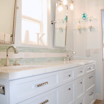 Seashore inspired calm and serene bathroom
