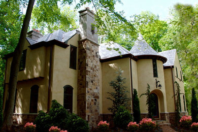 Traditional exterior home idea in New York