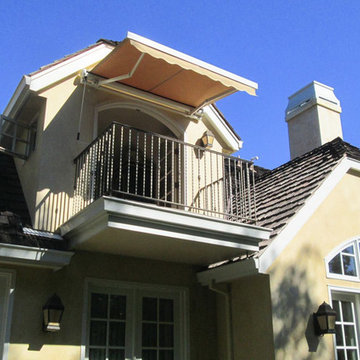 Custom Retractable Awnings