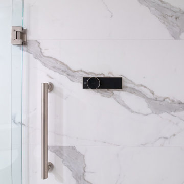 Blending Technology and Comfort in a Bath Remodel Designed for Aging in Place