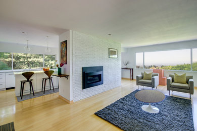 Example of a trendy living room design in Portland