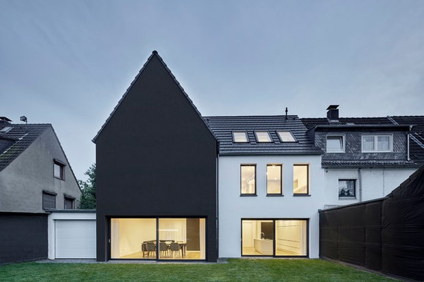 Модернизм Фасад дома by smyk fischer architekten