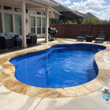 AVIVA Pools Eden E27