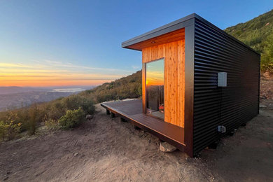 Minimalist shed photo in San Francisco