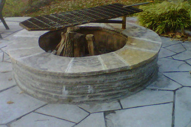Inspiration for a timeless patio remodel in Toronto