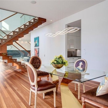 Brittania Contemporary