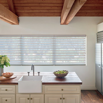 Hunter Douglas