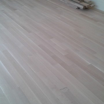 Unfinished hardwood installation