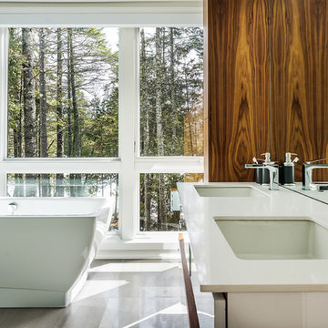 Modern Lake Placid Residence