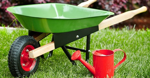 Guest Picks: 20 Fab Outdoor Kids' Toys and Furnishings