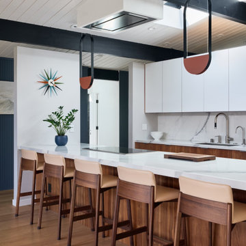 Flowing Courtyard Eichler