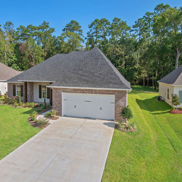 FOR SALE: 412 Cottonwood Creek Ln. Covington, LA 70433