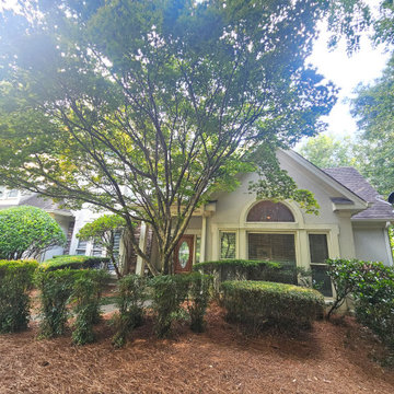 Exterior Front Entry Close Up
