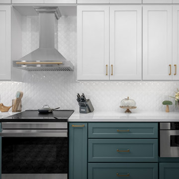 Drawer Storage & Built-In Microwave