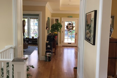 Arts and crafts living room photo in San Francisco