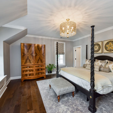 Classic & Inviting Custom Home: Naperville, IL
