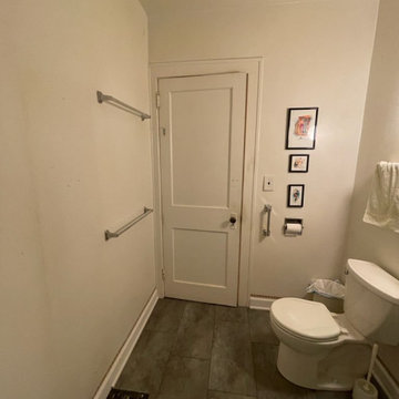Barrington, IL | Walk-In Shower Remodel