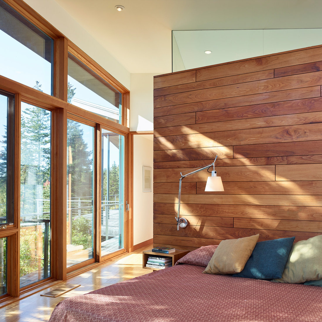 Edge House