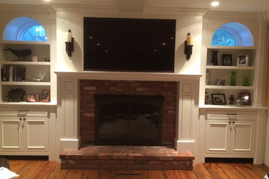 Mantle with flat screen