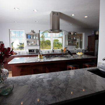 Modern Prairie Style Lakeshore Home