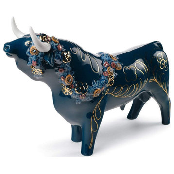 Lladro Flower Bedecked Bull Color Figurine 01007297