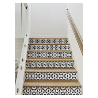 Round Moroccan Tile Peel and Stick Stair Riser Strip