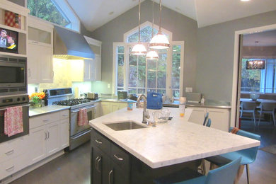 Minimalist kitchen photo in San Francisco