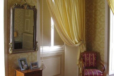 This is an example of a traditional bedroom in Milan.