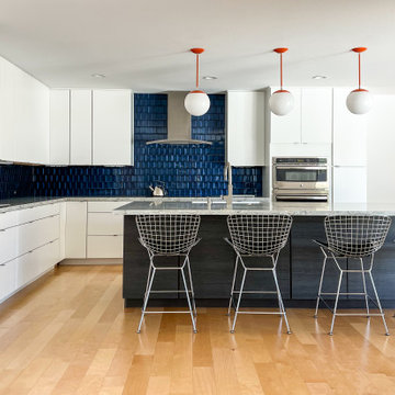 Old Vegas becomes Mid-century modern of today