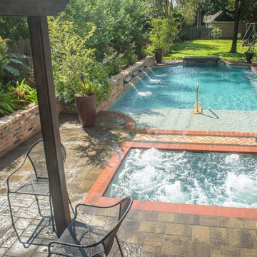 Brick and Tile Backyard Design - New Orleans Flavor