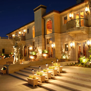 High End Custom Landscape Lighting