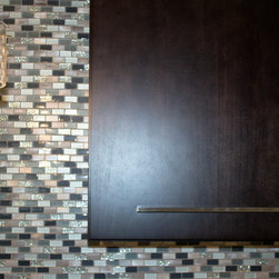 Contemporary Kitchen in Milwaukee - Kitchen Cabinetry