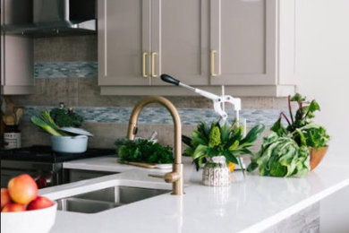Inspiration for a contemporary kitchen remodel in Charlotte