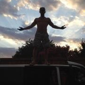 Ari Laszlo's photo