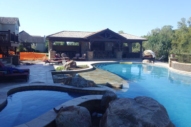 Arts and crafts pool photo in Kansas City