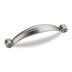 Traditional - Cabinet And Drawer Handle Pulls