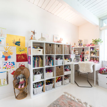 My Houzz: Lush Oasis in a Modern Indoor-Outdoor Family Home