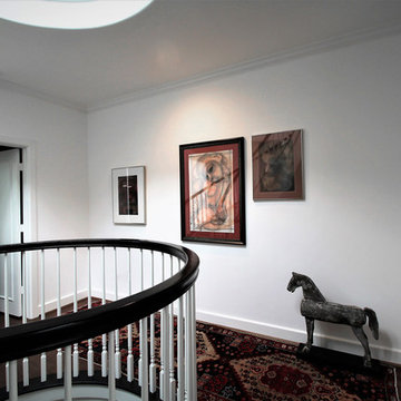 Santa Monica 2nd Floor Landing