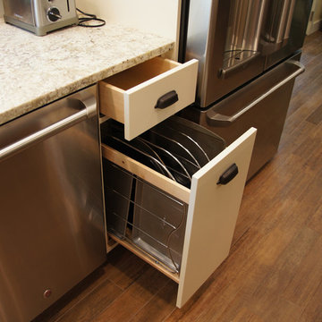 Baking sheets storage