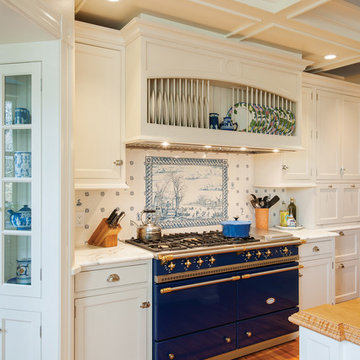 Elegant Sun-Filled Kitchen