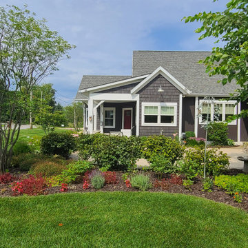 New home on small corner lot with curb appeal