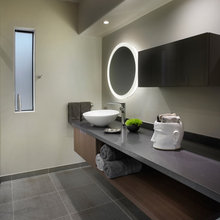 Janie’s Guest Bath