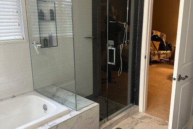 Bathroom photo in Vancouver