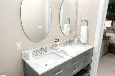 Mid-century modern bathroom photo in Atlanta