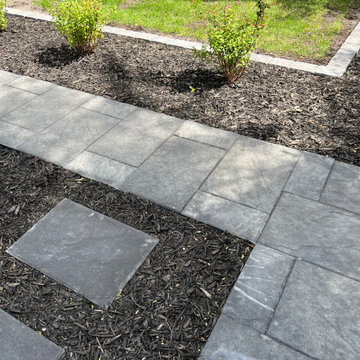 Pillar Patio Nook